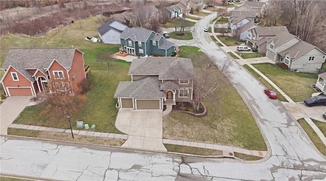 11104 Augusta Drive, Kansas City, KS 66109