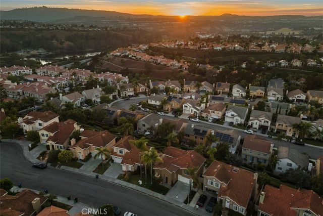 24671 El Manzano, Laguna Niguel, CA 92677