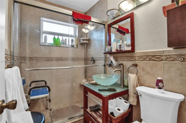 1052 NW 25th Avenue, Miami, FL 33125