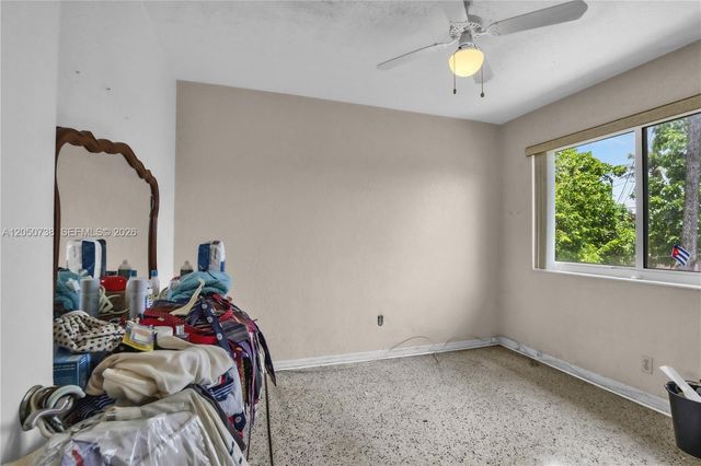 1052 NW 25th Avenue, Miami, FL 33125