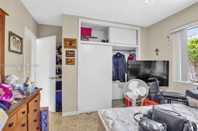 1052 NW 25th Avenue, Miami, FL 33125