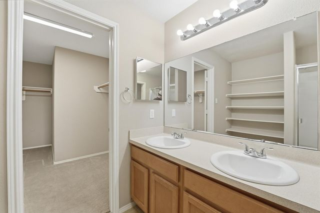 2038 Adobe Stone Drive, Humble, TX 77396