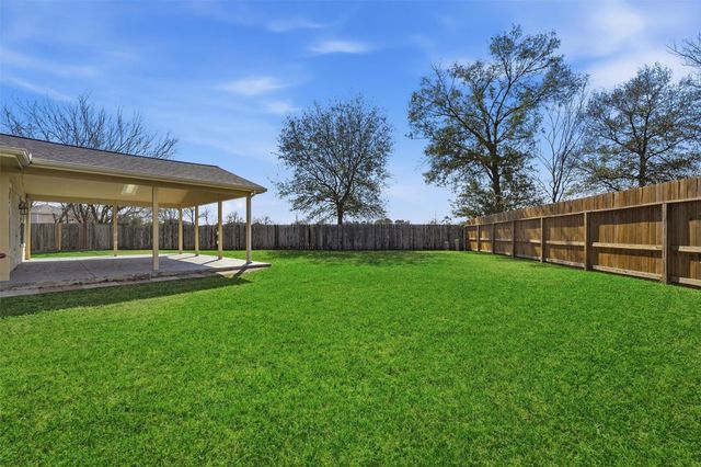 2038 Adobe Stone Drive, Humble, TX 77396