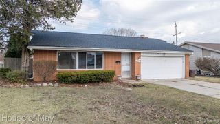 27840 Larkmoor Street, Southfield, MI 48076