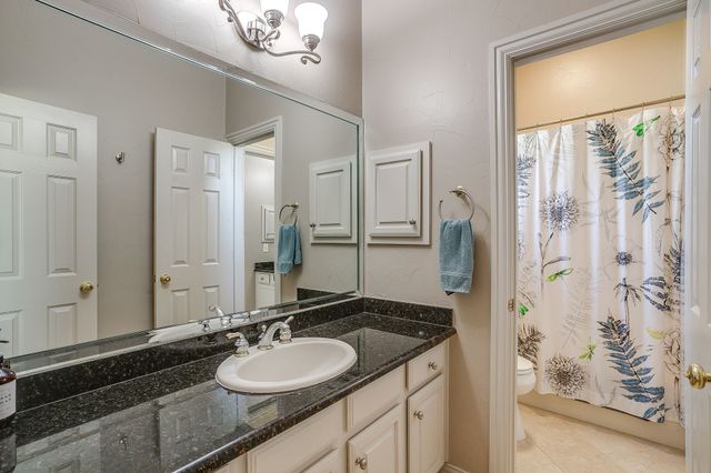 908 Summertree Lane, Southlake, TX 76092