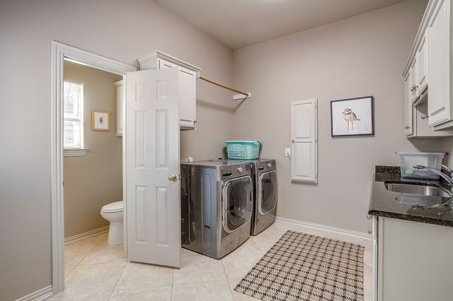 908 Summertree Lane, Southlake, TX 76092