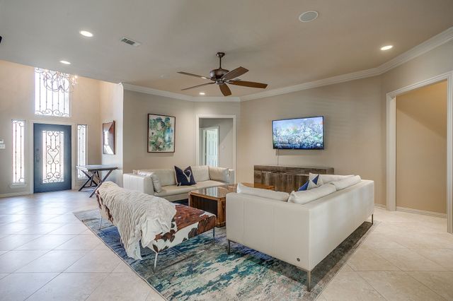 908 Summertree Lane, Southlake, TX 76092