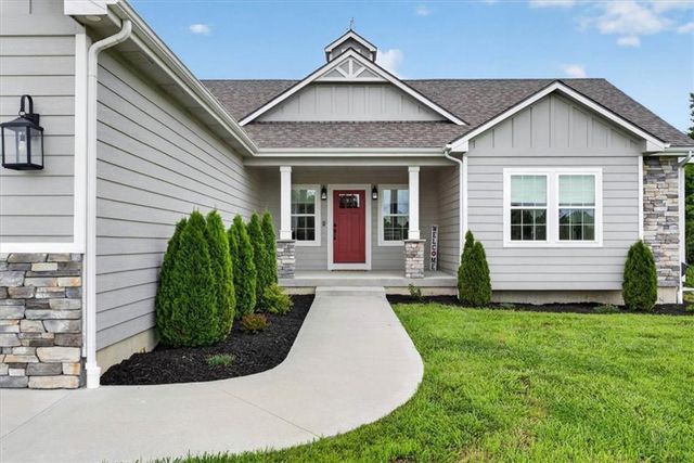 803 NE Lakota Drive, Adrian, MO 64720