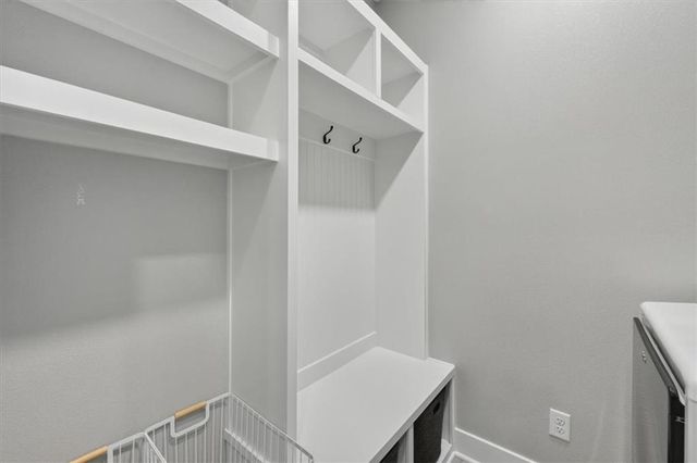 803 NE Lakota Drive, Adrian, MO 64720