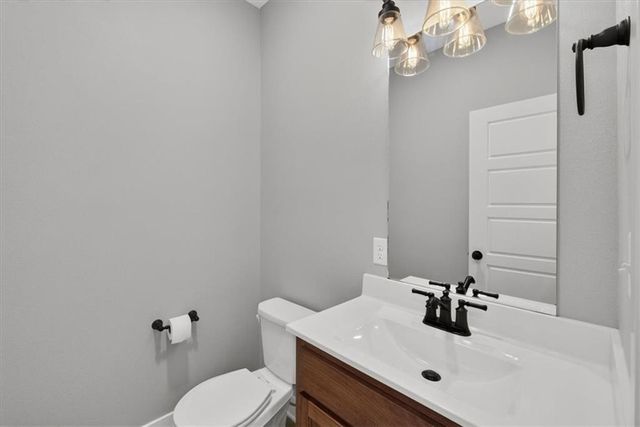 803 NE Lakota Drive, Adrian, MO 64720