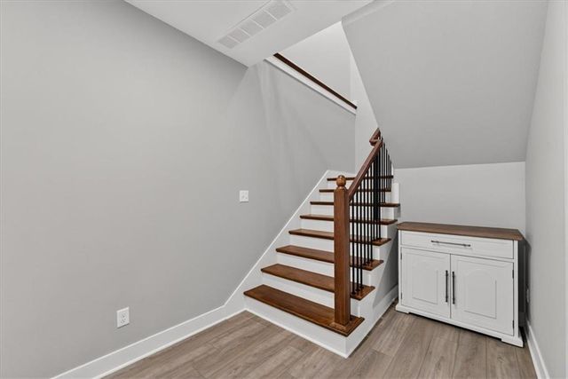 803 NE Lakota Drive, Adrian, MO 64720