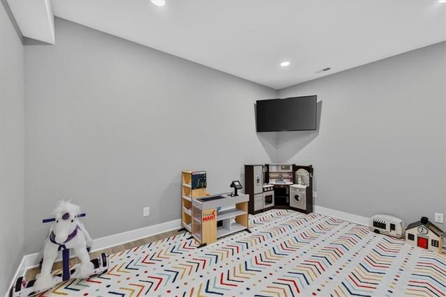 803 NE Lakota Drive, Adrian, MO 64720