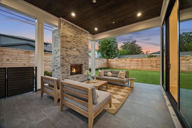 1342 Richelieu Lane, Houston, TX 77018