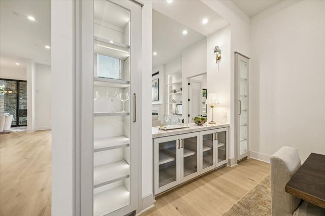 1342 Richelieu Lane, Houston, TX 77018