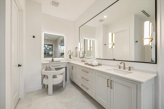 1342 Richelieu Lane, Houston, TX 77018