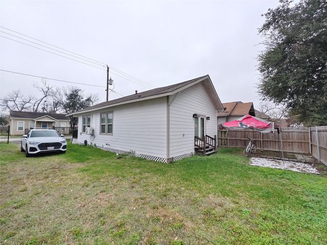 1217 Campbell Street, Houston, TX 77009