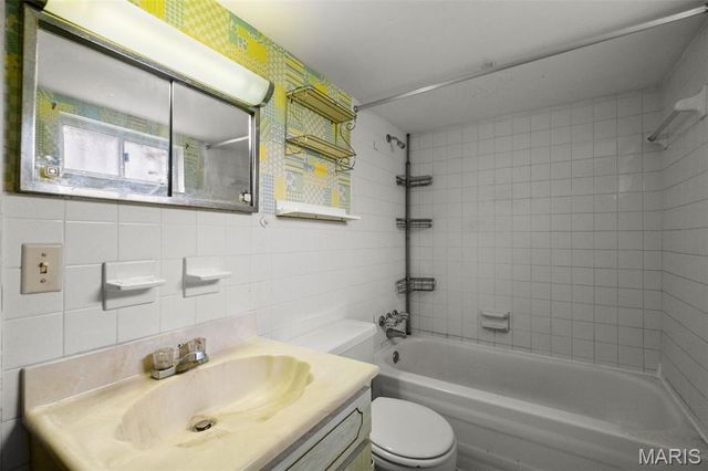 755 Zeiss Avenue, St Louis, MO 63125