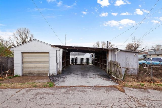 755 Zeiss Avenue, St Louis, MO 63125