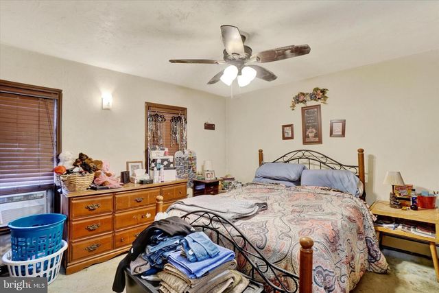 118 KEENER AVE, Red Lion, PA 17356