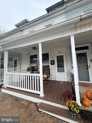 118 KEENER AVE, Red Lion, PA 17356