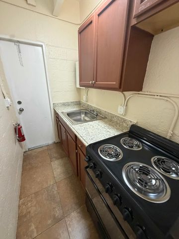620 20th Street 1, West Palm Beach, FL 33407