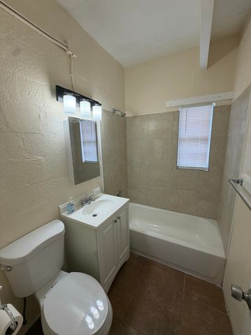 620 20th Street 1, West Palm Beach, FL 33407