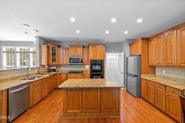 7604 Kensington Manor Lane, Wake Forest, NC 27587