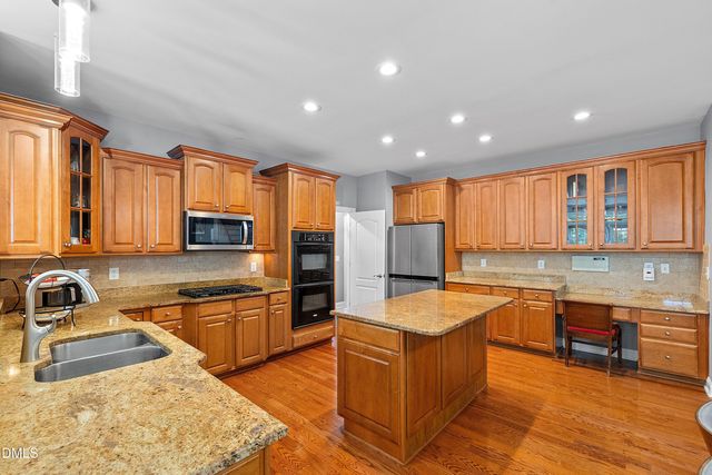7604 Kensington Manor Lane, Wake Forest, NC 27587