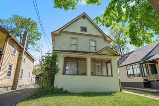 719 Mccourtie Street, Kalamazoo, MI 49008