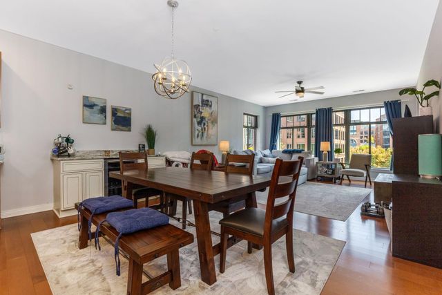 251 Daniel Burnham Square, 405, Columbus, OH 43215