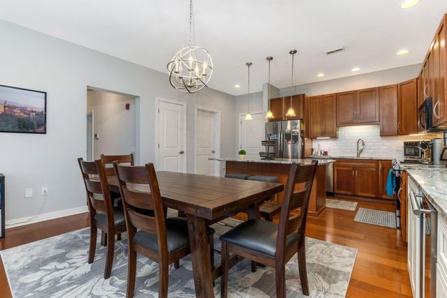 251 Daniel Burnham Square, 405, Columbus, OH 43215