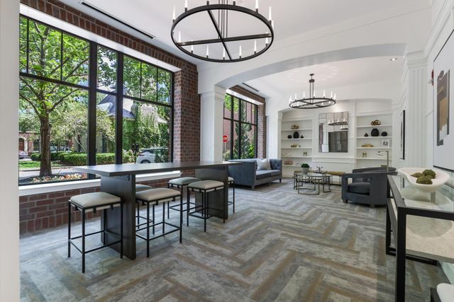 251 Daniel Burnham Square, 405, Columbus, OH 43215