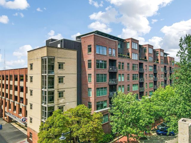 251 Daniel Burnham Square, 405, Columbus, OH 43215