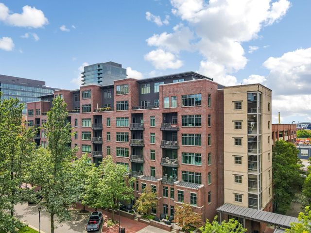 251 Daniel Burnham Square, 405, Columbus, OH 43215