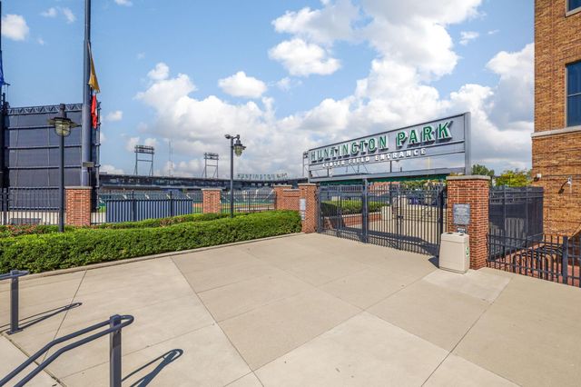 251 Daniel Burnham Square, 405, Columbus, OH 43215