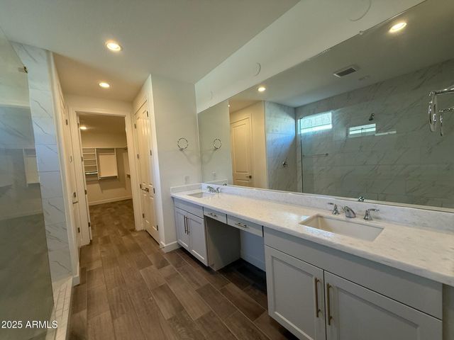 17168 W MIDDLEBURY Street, Surprise, AZ 85388