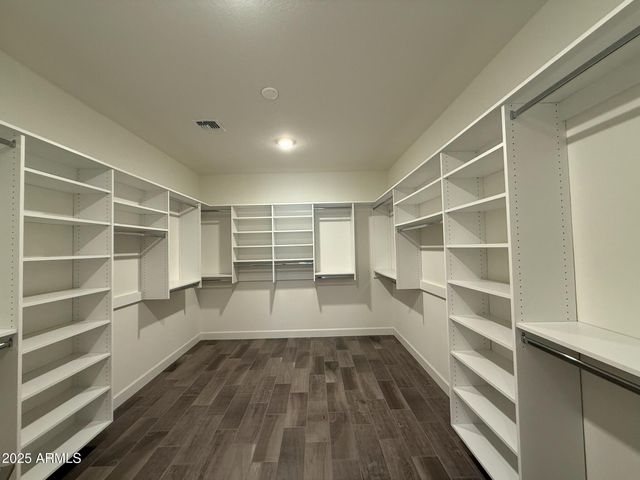 17168 W MIDDLEBURY Street, Surprise, AZ 85388
