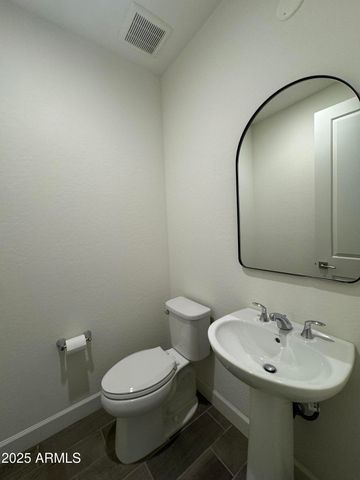 17168 W MIDDLEBURY Street, Surprise, AZ 85388