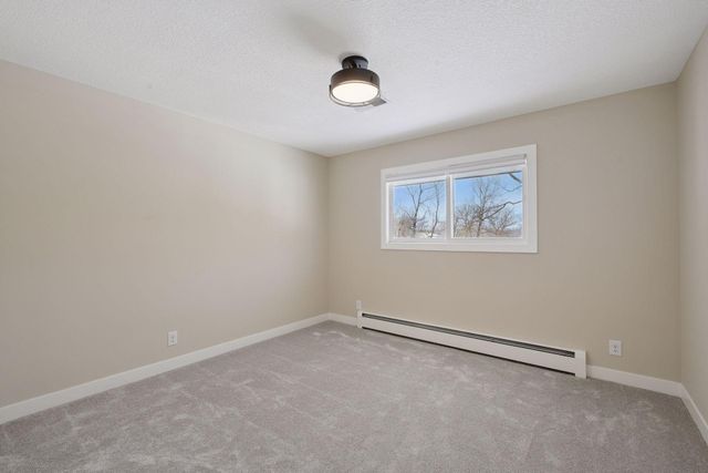 17100 Hampton Court, Minnetonka, MN 55345