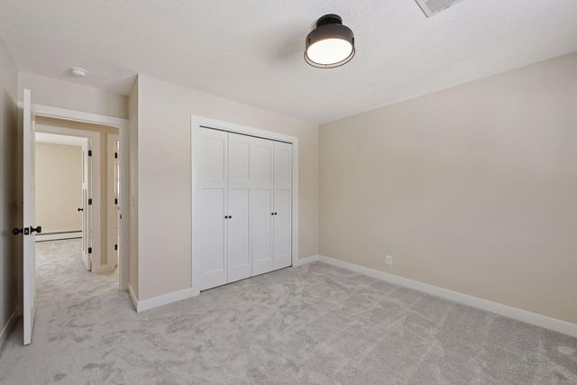 17100 Hampton Court, Minnetonka, MN 55345