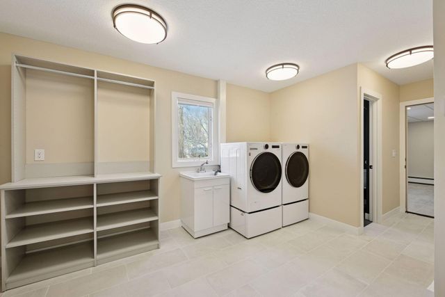 17100 Hampton Court, Minnetonka, MN 55345