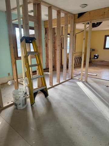 17100 Hampton Court, Minnetonka, MN 55345