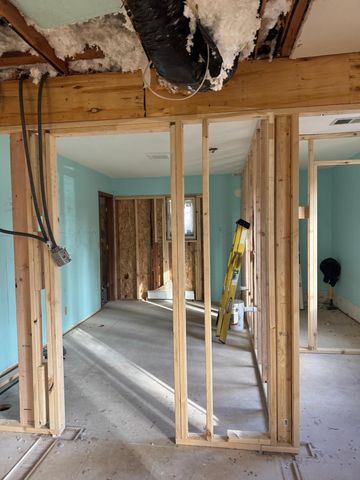 17100 Hampton Court, Minnetonka, MN 55345