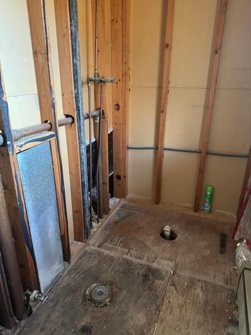 17100 Hampton Court, Minnetonka, MN 55345