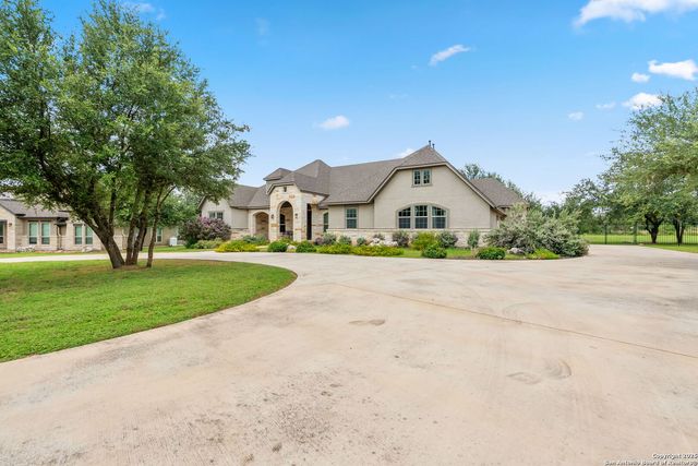 728 Deer Run Way, New Braunfels, TX 78132