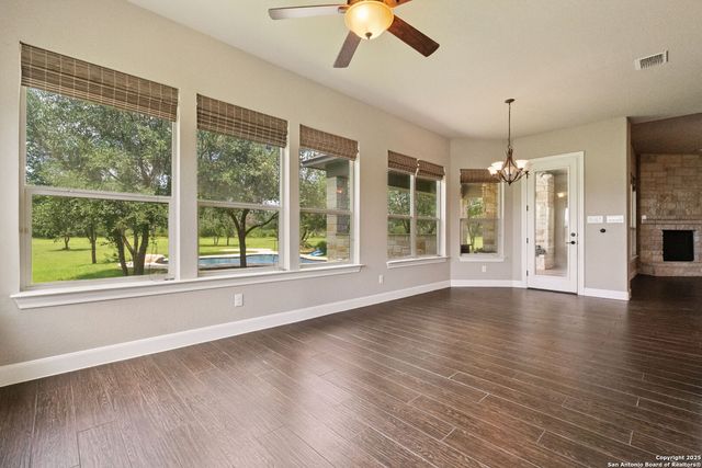 728 Deer Run Way, New Braunfels, TX 78132