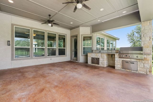 728 Deer Run Way, New Braunfels, TX 78132