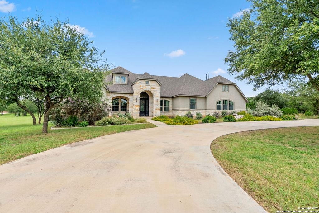 728 Deer Run Way, New Braunfels, TX 78132