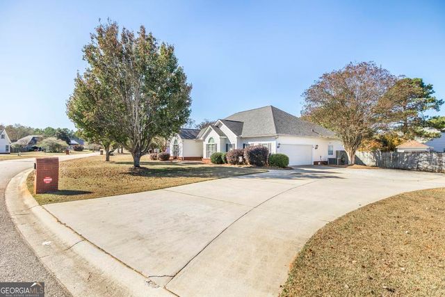 403 Wiltshire Court, Warner Robins, GA 31088