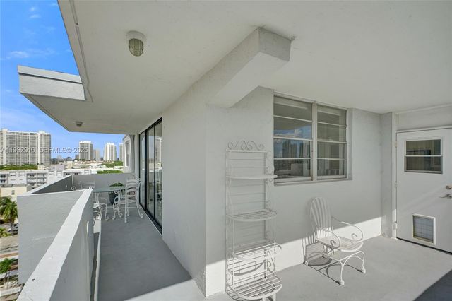 3703 NE 166th Street PH10, North Miami Beach, FL 33160